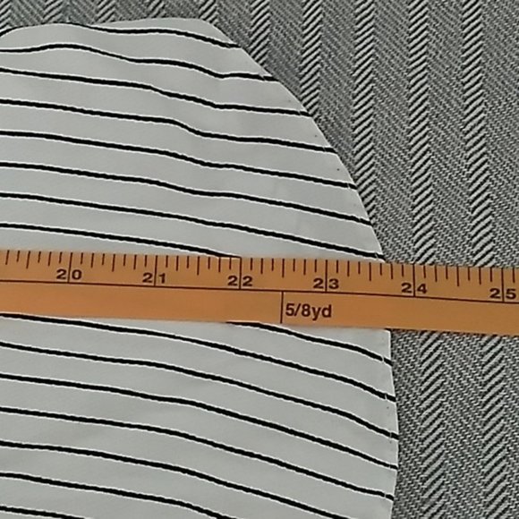 MARCIANO Purple Lined Sleeveless Tank Blouse Size Small-282 - Picture 11 of 11